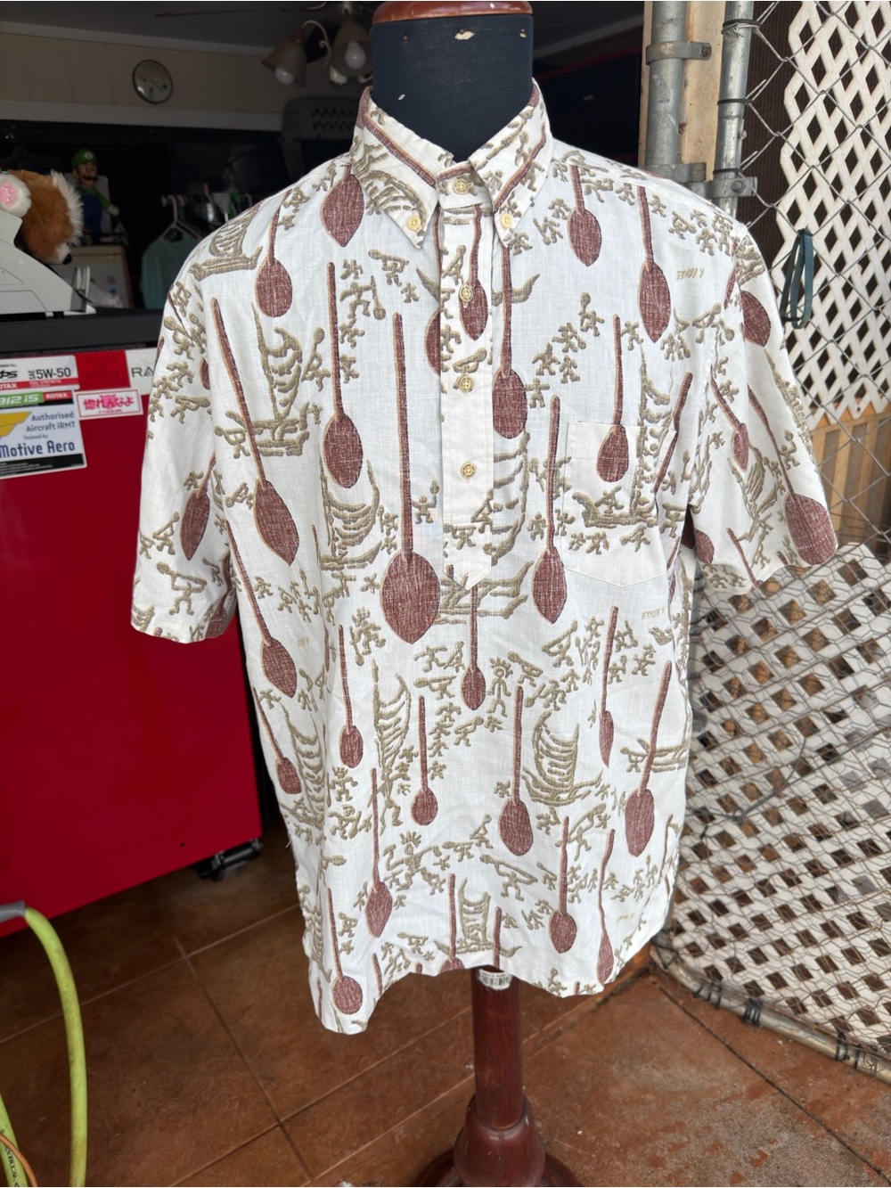 PreOwned Reyn Spooner Hawaiian Print Beige/Brown Pullover Men's Large